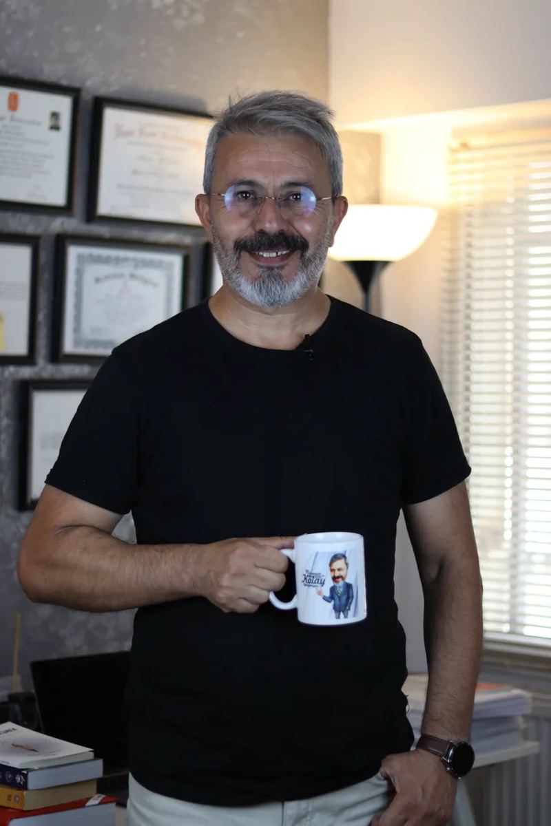 Kitap ve kurucu